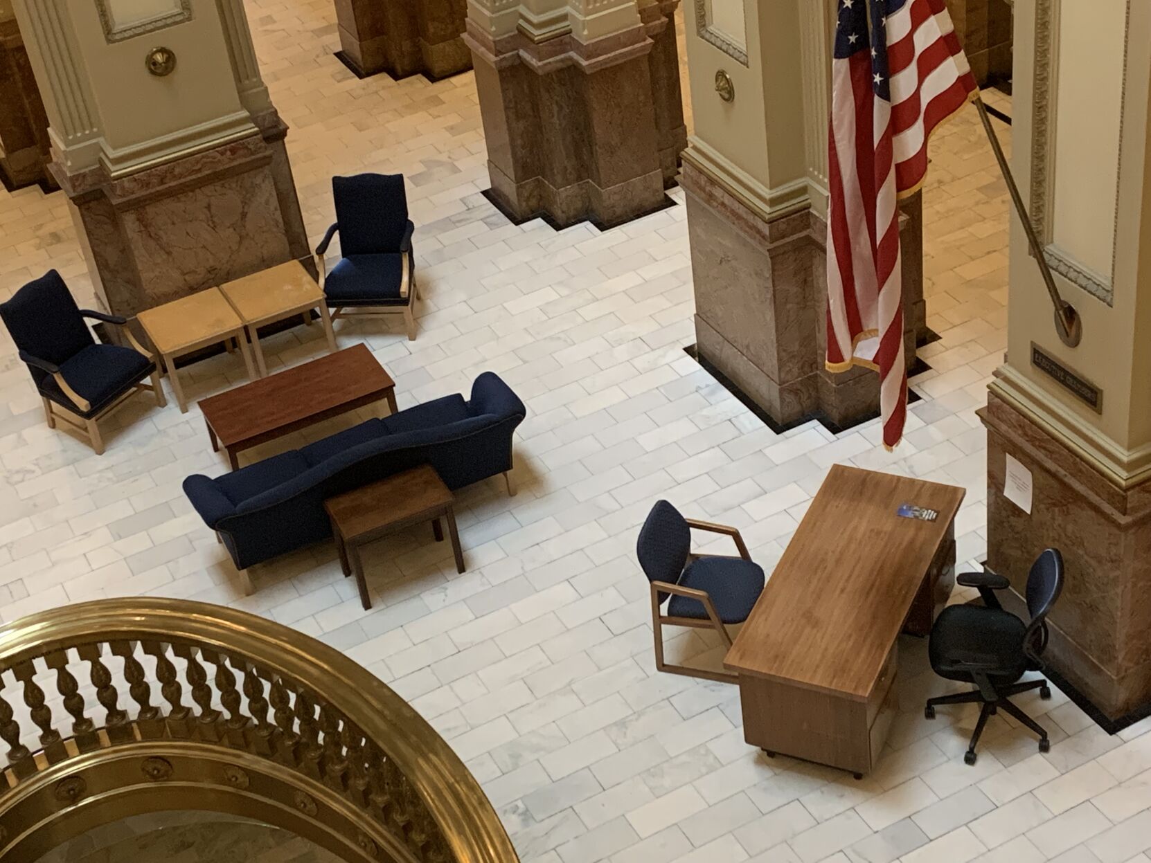 Gov's office furniture